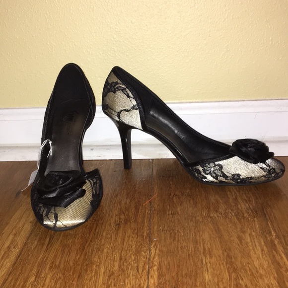 Fioni Night Black Lace Heels size 7.5 - Picture 1 of 3